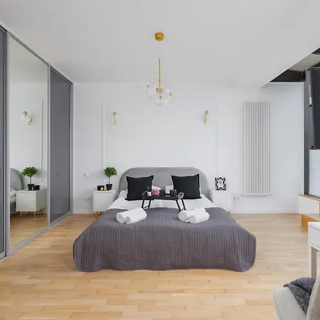 Politechnika Krakowska By Renters Prestige Apartment *