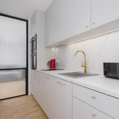 Politechnika Krakowska By Renters Prestige 아파트