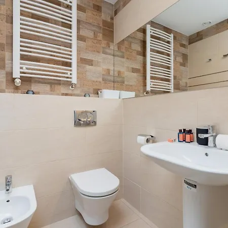 Politechnika Krakowska By Renters Prestige Apartment Krakow