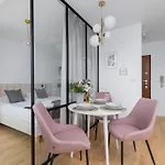 Politechnika Krakowska By Renters Prestige * Cracovie