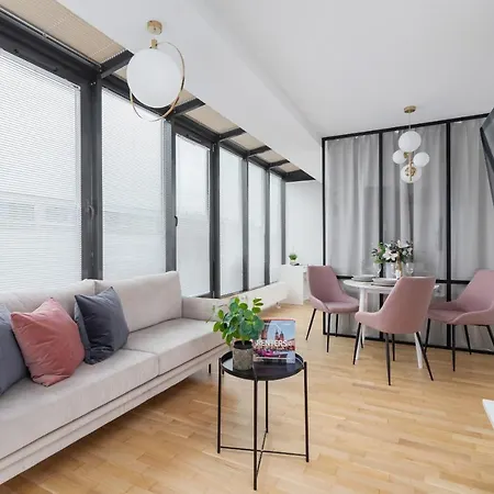 Politechnika Krakowska By Renters Prestige 克拉科夫